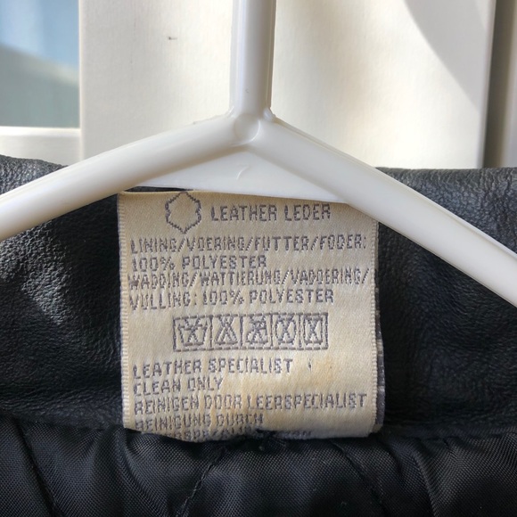 Authentic black leather jacket - Picture 3 of 3